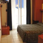 מלון Lido 3*