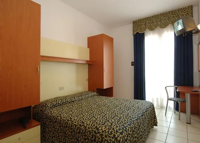 Ξενοδοχείο Lido 3*