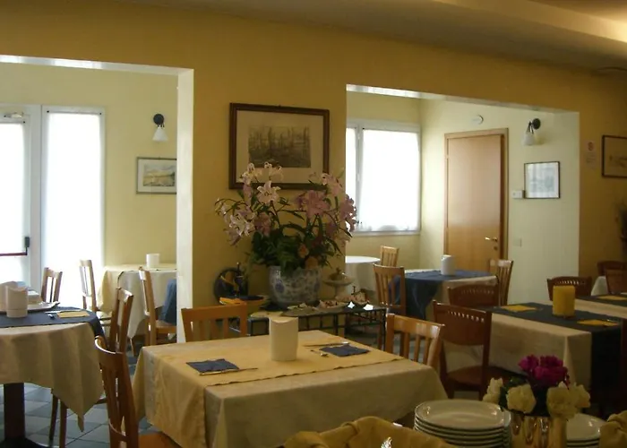 Ξενοδοχείο Lido 3*